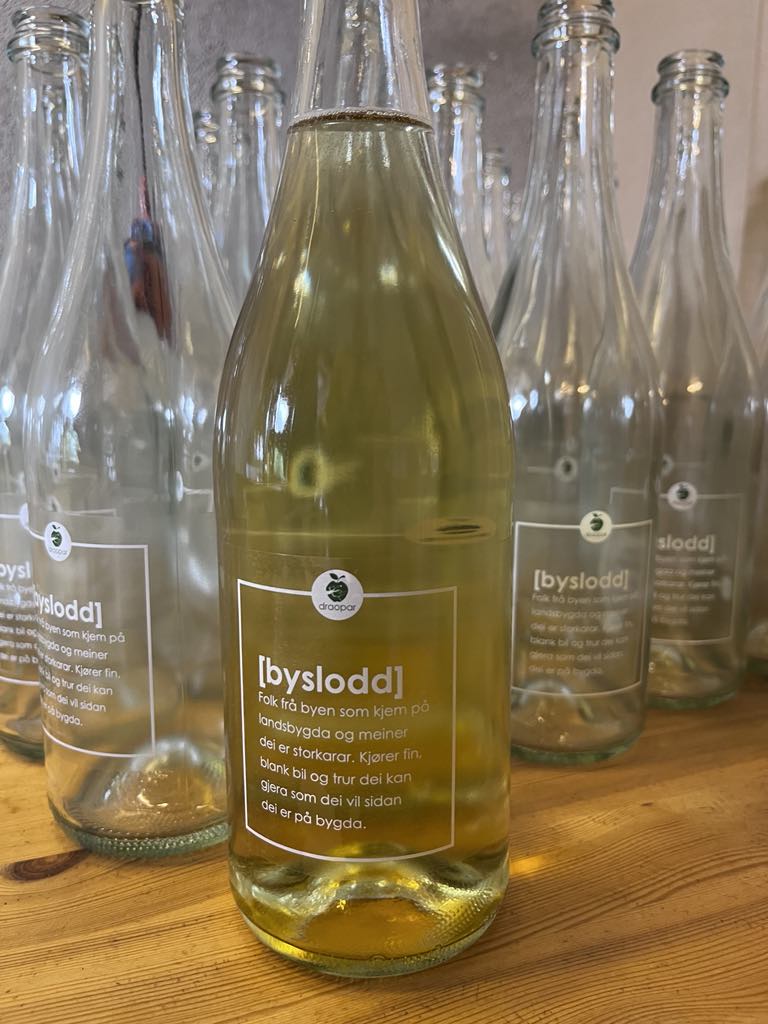 41dee53a-8d03-4950-905b-98be558c290a